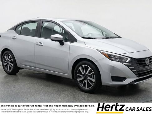 Used 2025 Nissan Versa SV FWD image 1