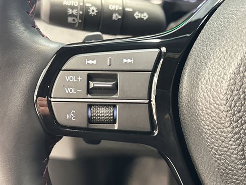 Used 2025 Honda Pilot Black Edition image 39