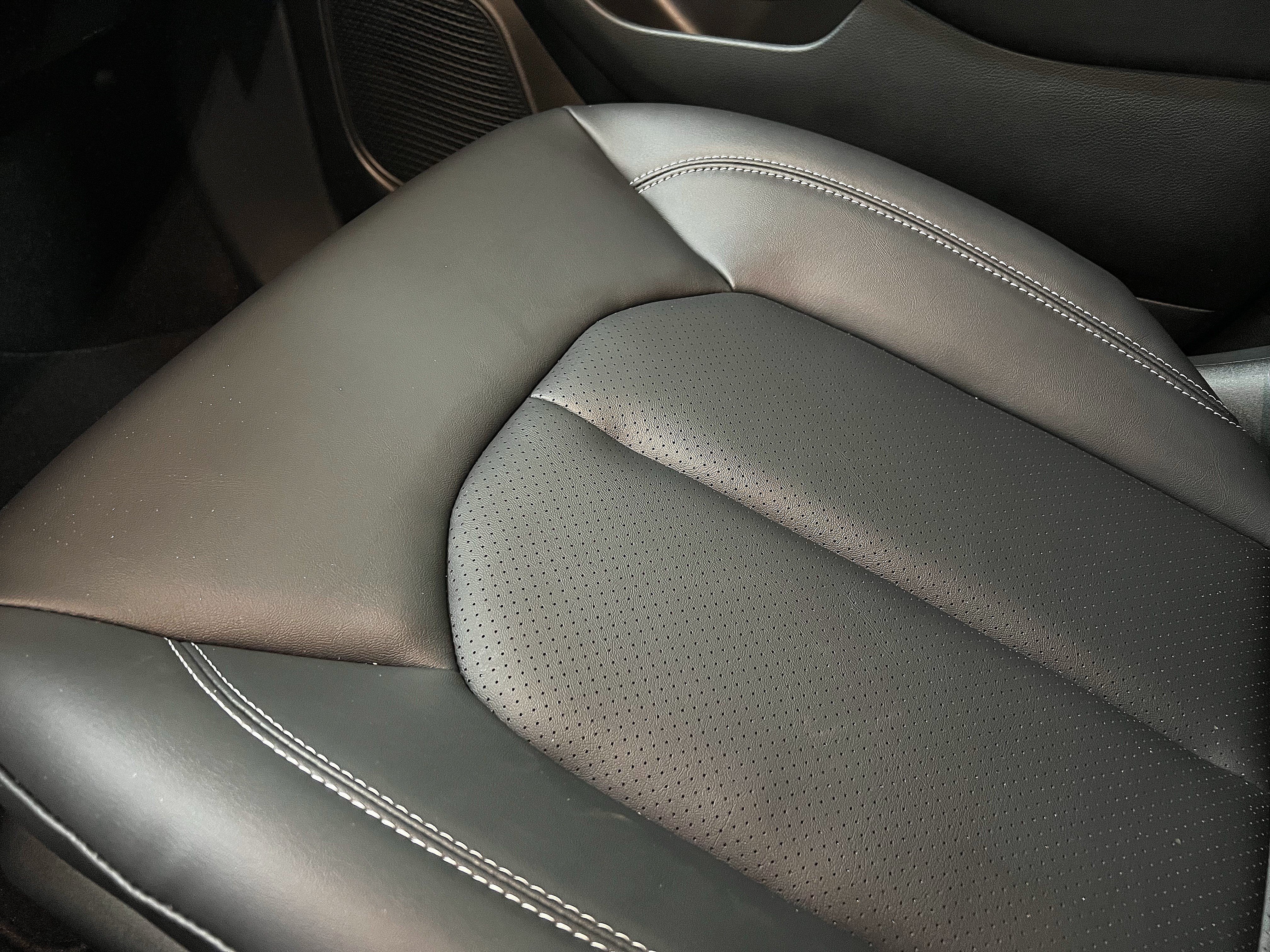 New 2027 Chrysler Pacifica Select FWD image 16