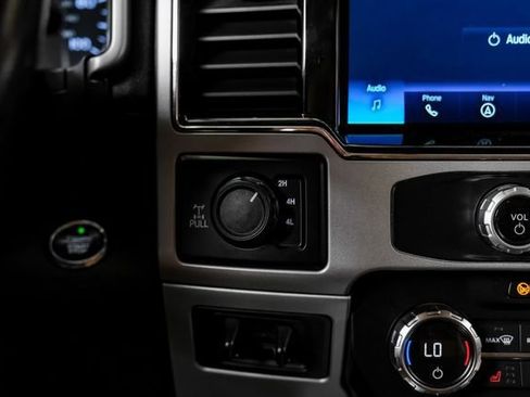 Used 2022 Ford F350 Lariat w/ Lariat Ultimate Package image 29