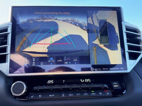 Used 2023 Toyota Tundra Platinum image 19