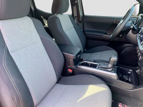 Used 2023 Toyota Tacoma TRD Off-Road image 25