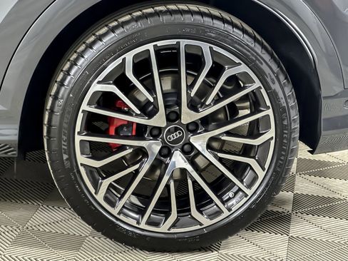 New 2025 Audi SQ5 Premium Plus image 24