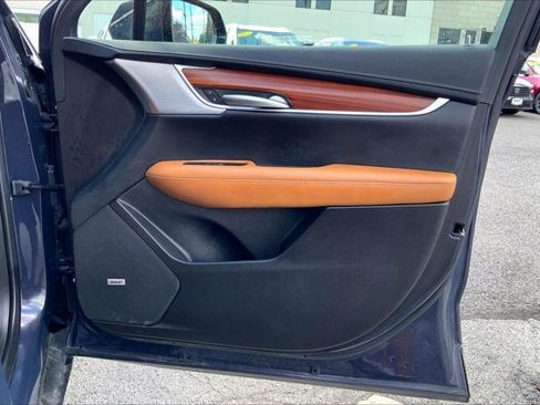 Used 2024 Cadillac XT5 Premium Luxury AWD/4WD image 24