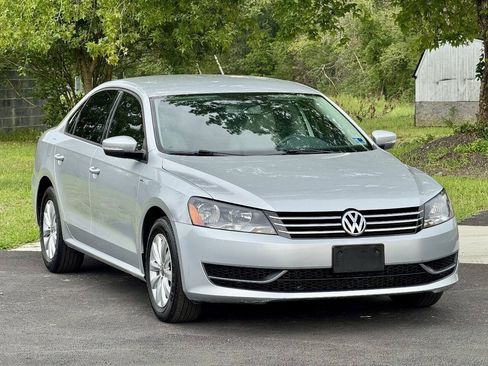 Used 2015 Volkswagen Passat 1.8T Wolfsburg Edition FWD image 1