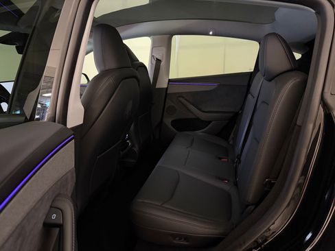 Used 2026 Tesla Model Y Long Range image 15