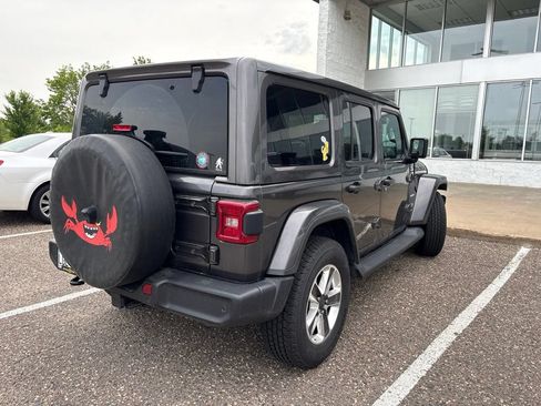 Used 2021 Jeep Wrangler Unlimited Sahara AWD/4WD image 3