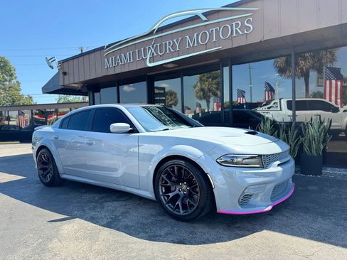 Used 2020 Dodge Charger SRT Hellcat w/ Harman/Kardon Audio Group RWD image 3
