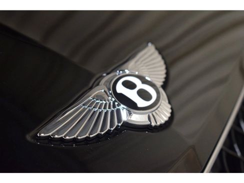 Certified 2024 Bentley Bentayga AWD/4WD image 9