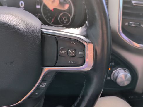 Used 2019 RAM 1500 Laramie w/ Sport Appearance Package AWD/4WD image 22