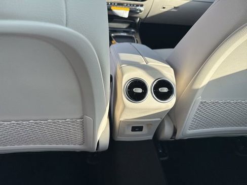 New 2025 Mercedes-Benz CLA 250 4MATIC image 16