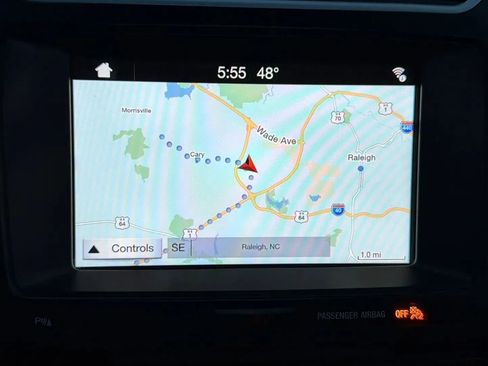 Used 2017 Ford Explorer XLT w/ Equipment Group 202A image 18