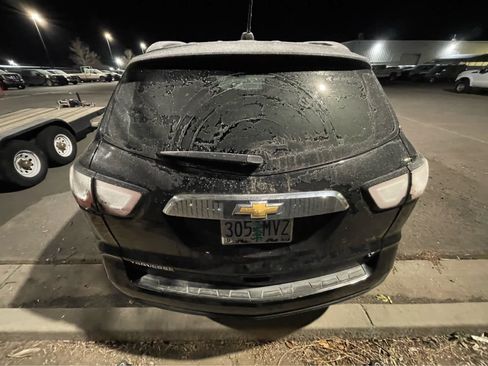 Used 2017 Chevrolet Traverse LT image 5