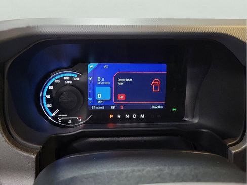 Used 2024 Ford Bronco Black Diamond image 17