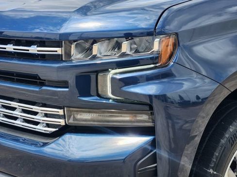 Used 2021 Chevrolet Silverado 1500 RST AWD/4WD image 9