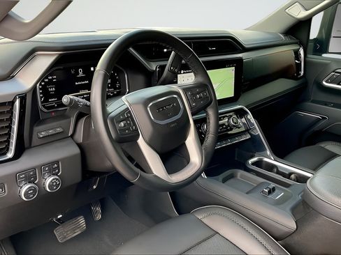Used 2025 GMC Sierra 2500 Denali w/ Denali Reserve Package AWD/4WD image 14