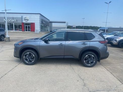 New 2026 Nissan Rogue SV w/ SV Premium Package image 3