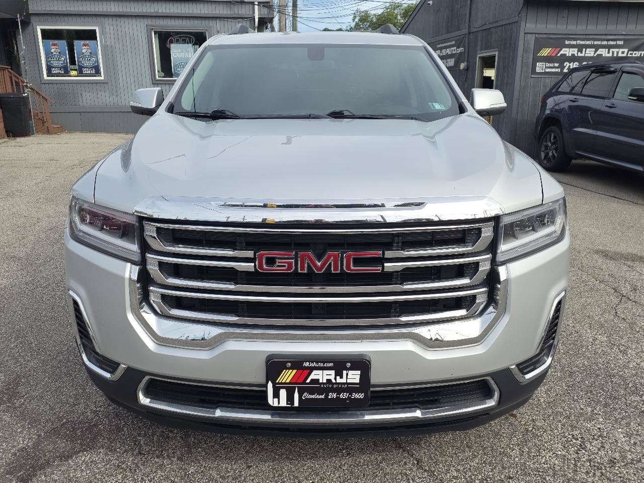 Used 2020 GMC Acadia SLE w/ Driver Convenience Package AWD/4WD image 2