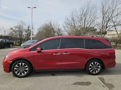 Used 2023 Honda Odyssey EX-L image 4