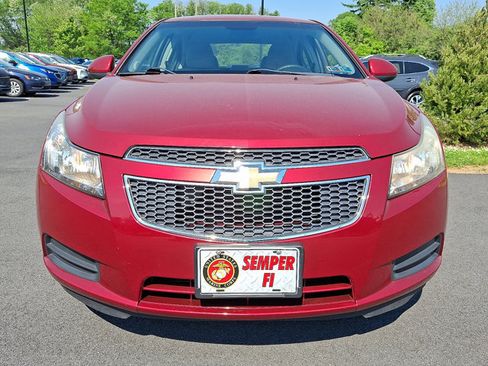 Used 2011 Chevrolet Cruze LT FWD image 2