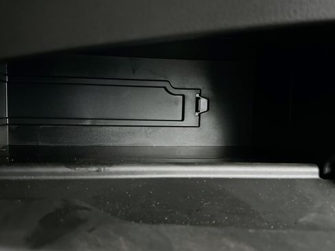 Certified 2025 Toyota Camry SE w/ Convenience Package image 32