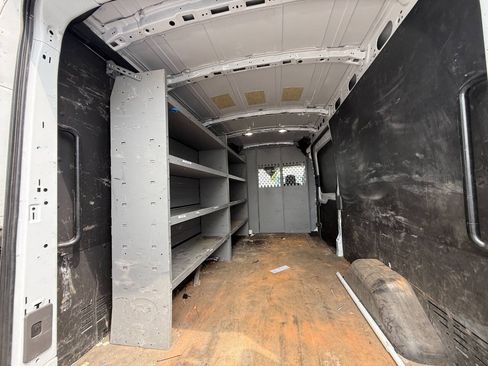 Used 2022 Ford Transit 250 Medium Roof AWD w/ Interior Upgrade Package image 6