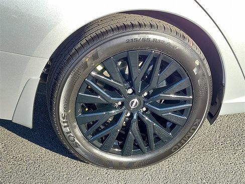 New 2025 Nissan Altima 2.5 SV w/ SV Special Edition Package image 3