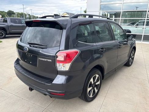 Used 2018 Subaru Forester 2.5i Limited AWD/4WD image 7
