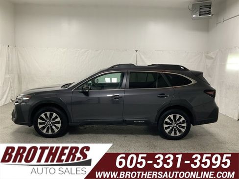 Used 2024 Subaru Outback Limited AWD/4WD image 1