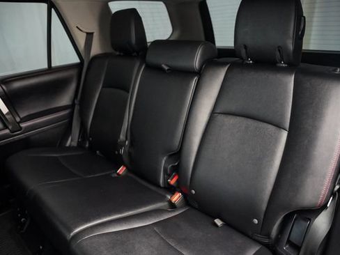 Used 2019 Toyota 4Runner TRD Off-Road Premium AWD/4WD image 25