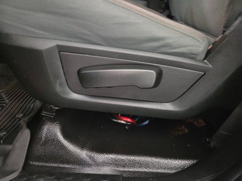 Used 2018 RAM 2500 Tradesman w/ Chrome Appearance Group image 66