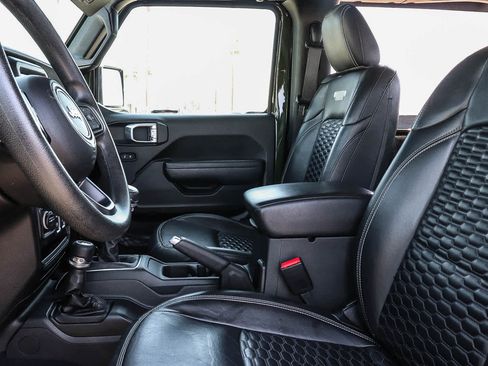 Used 2023 Jeep Wrangler Sport AWD/4WD image 24