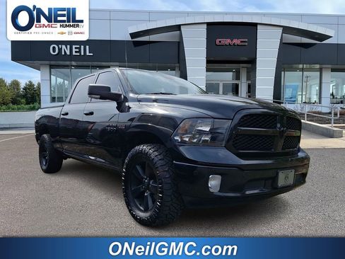 Used 2018 RAM 1500 Big Horn image 1