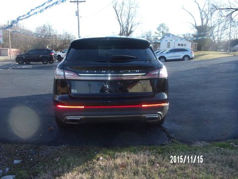 Used 2019 Lincoln Nautilus Select image 5