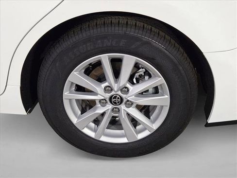 New 2026 Toyota Camry LE image 10