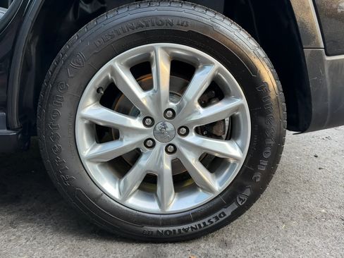 Used 2014 Jeep Cherokee Limited AWD/4WD image 50