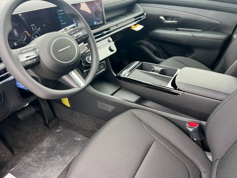 New 2026 Hyundai Tucson Blue SE image 11