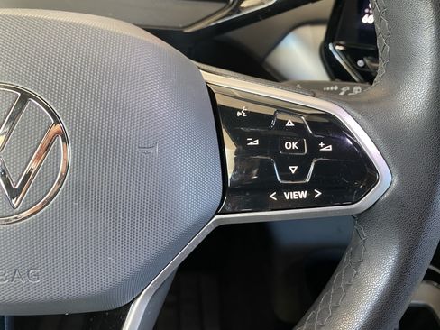 Used 2023 Volkswagen ID.4 Pro RWD image 7