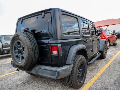 Used 2022 Jeep Wrangler Unlimited Sport AWD/4WD image 8