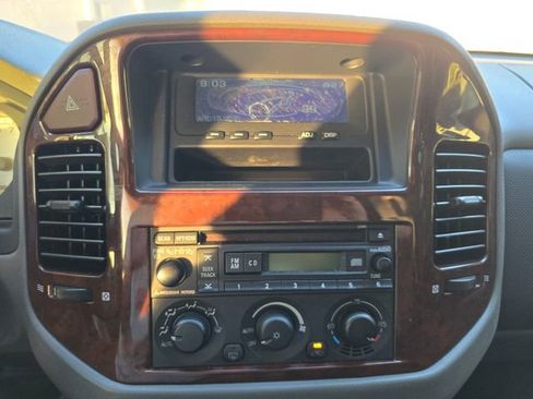 Used 2006 Mitsubishi Montero Limited AWD/4WD image 5