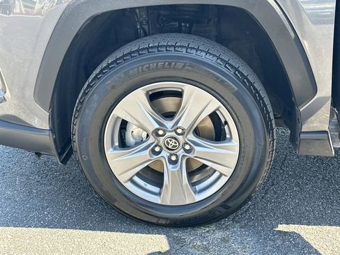 Used 2025 Toyota RAV4 XLE image 24