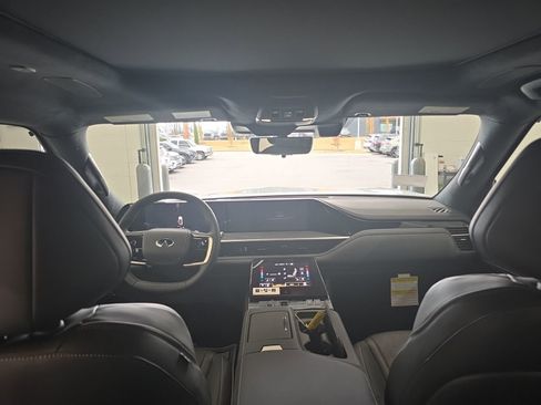 New 2026 INFINITI QX80 Autograph image 33