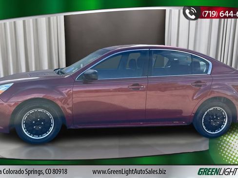Used 2011 Subaru Legacy 2.5i AWD/4WD image 2