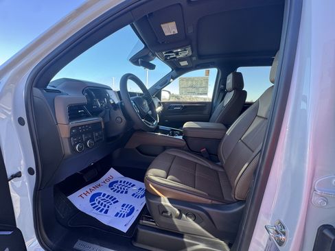 New 2026 Chevrolet Tahoe High Country w/ Sun And Tow Package image 12