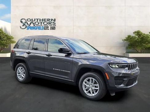 New 2025 Jeep Grand Cherokee Laredo X w/ Luxury Tech Group I RWD image 7