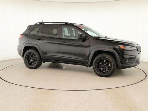 Used 2022 Jeep Cherokee Latitude w/ Sun & Sound Group image 9