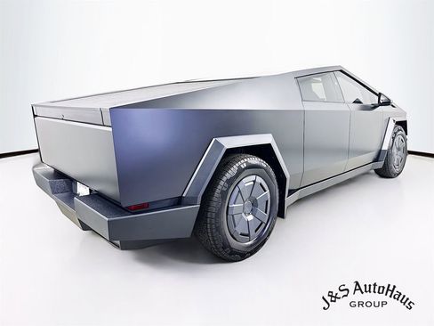 Used 2025 Tesla Cybertruck AWD Crew Cab image 7