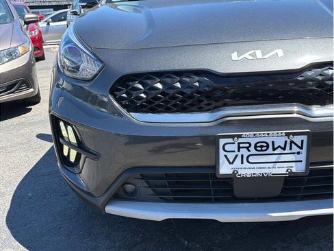 Used 2022 Kia Niro EX FWD image 24