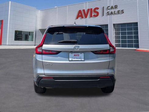 Used 2025 Honda CR-V LX image 7