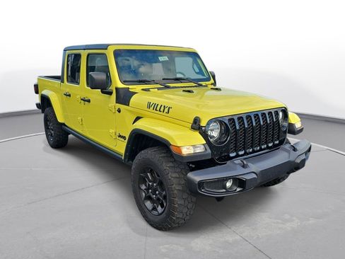Used 2023 Jeep Gladiator Sport AWD/4WD image 4